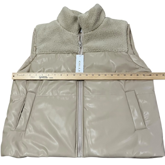 Gilli Cream Fleece Vest - Picture 12 of 13